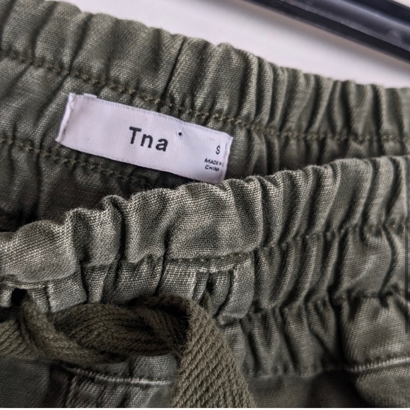 Aritzia Twin Falls Cargo Pants drawstring joggers - size small - Picture 6 of 9